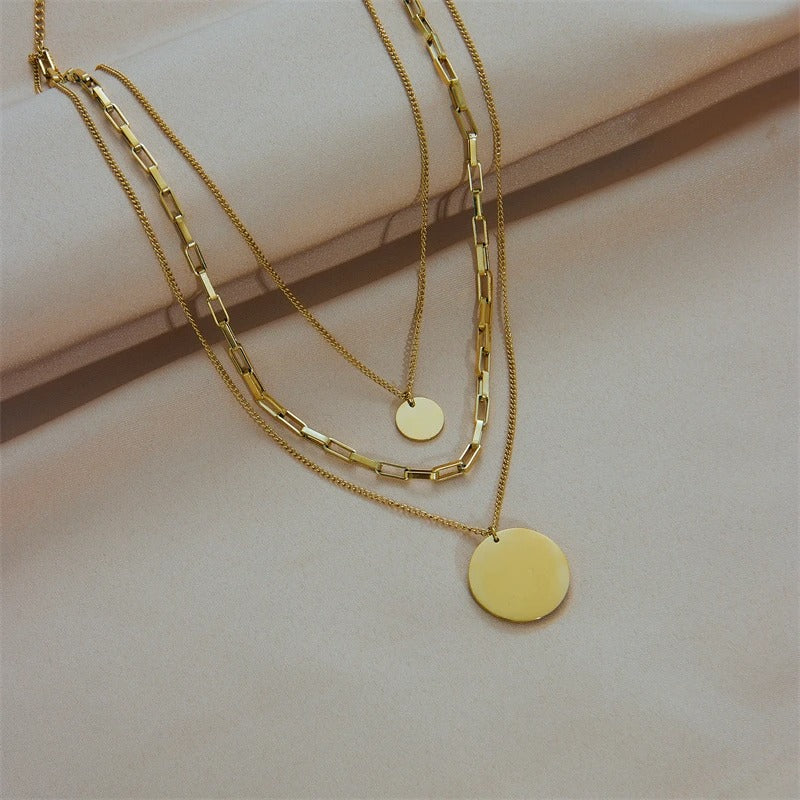 Necklaces Eliyvia